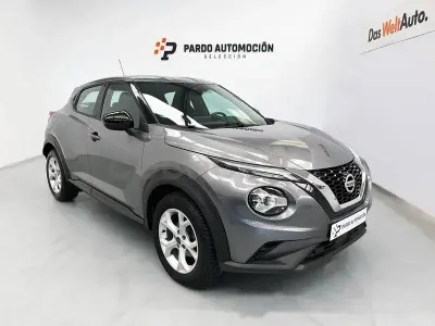Usado Nissan Juke Acenta 117 CV (86 kW) 2020 Gris / plata SUV