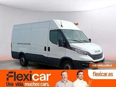 Begagnad Iveco Daily 156 HK (114 kW) 2023 Vit Sedan