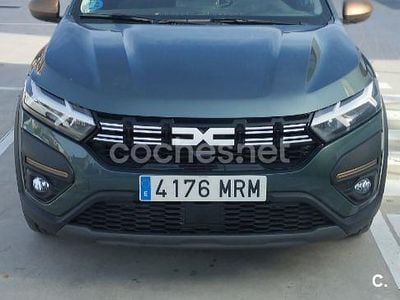 Usado Dacia Jogger Extreme 155 CV (114 kW) 2024 Verde Monovolumen