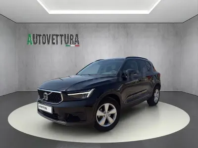 Usado Volvo XC40 129 CV (94 kW) 2023 Negro SUV