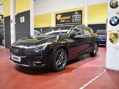 Infiniti Q30