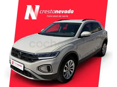 Usado VW T-Roc Life 150 CV (110 kW) 2023 Blanco SUV