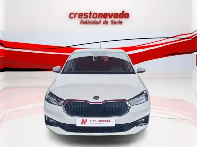 Usado Skoda Fabia Essence 80 CV (58 kW) 2024 Utilitario