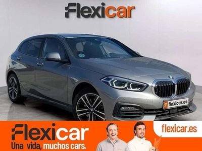 Gris Usado 2022 BMW 118 Comfort Edition Utilitario | 19.990 € (Super precio)
