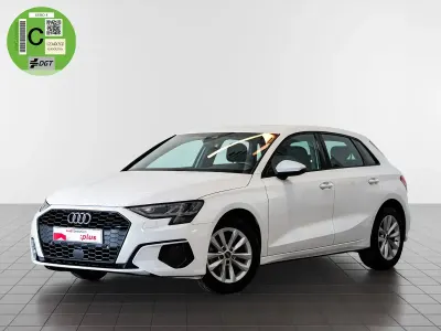 Usado Audi A3 116 CV (85 kW) 2023 Blanco Berlina