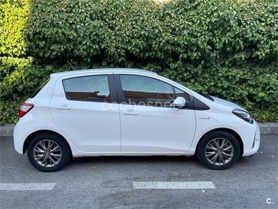 Toyota Yaris Hybrid