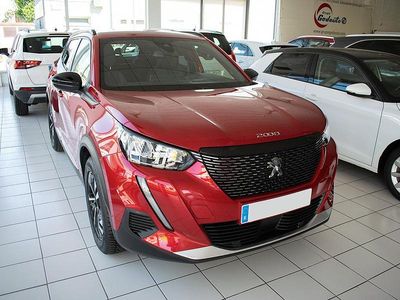 Rojo Usado 2023 Peugeot 2008 Allure SUV | 22.000 € (Precio justo)
