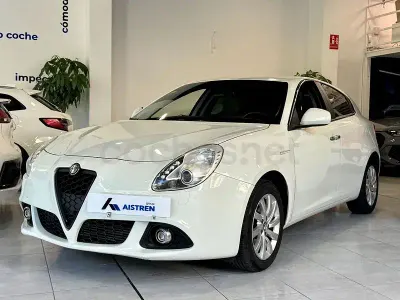 Usado Alfa Romeo Giulietta 170 CV (125 kW) 2016 Blanco Utilitario