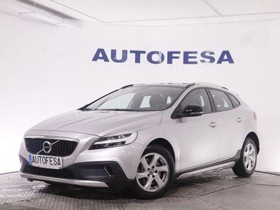 Plata Usado 2017 Volvo V40 CC Momentum Familiar | 15.350 € (Precio justo)