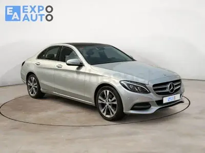 Usado Mercedes C220 170 CV (125 kW) 2015 Gris / plata Berlina