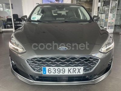 Usado Ford Focus Vignale 125 CV (91 kW) 2018 Gris / plata Berlina