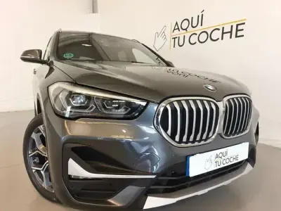 Usado BMW X1 Comfort Edition 136 CV (100 kW) 2022 Gris / plata SUV
