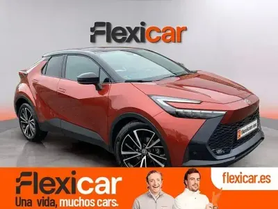 Käytetty Toyota C-HR Advance 140 HP (102 kW) 2025 Oranssi Katumaasturi