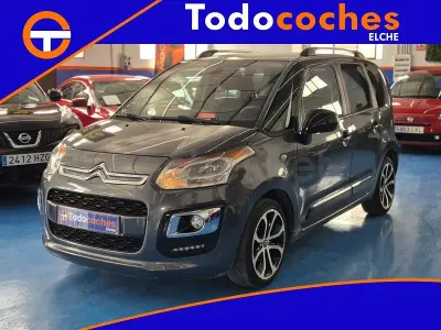 Usado Citroën C3 Picasso Feel 99 CV (72 kW) 2016 Gris / plata Monovolumen