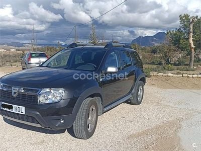 Usado Dacia Duster Lauréate 90 CV (66 kW) 2012 Negro SUV