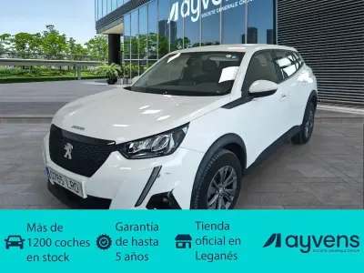 Usado Peugeot 2008 Active 110 CV (80 kW) 2021 Blanco SUV