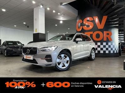 Gris / plata Usado 2023 Volvo XC60 Core SUV | 32.850 € (Super precio)
