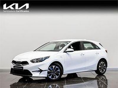 Usado Kia Ceed 101 CV (74 kW) 2025 Blanco Utilitario