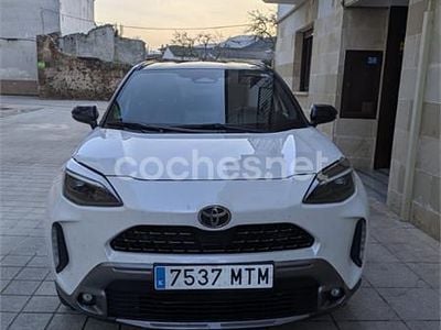 Blanco Usado 2024 Toyota Yaris Cross Edition SUV | 28.500 €