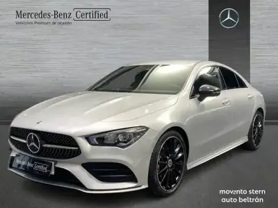 Usado Mercedes CLA180 136 CV (100 kW) 2023 Gris Coupe