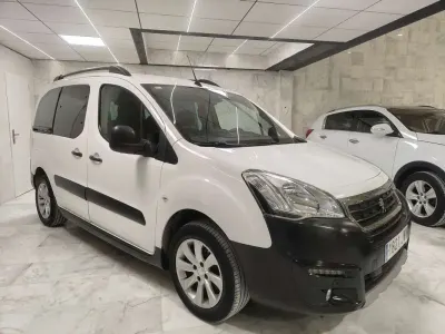 Usado Peugeot TePee 99 CV (72 kW) 2017 Blanco Van