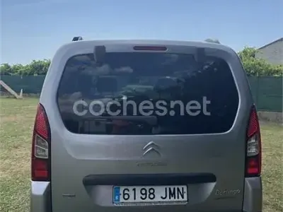 Usado Citroën Berlingo XTR 100 CV (73 kW) 2016 Gris / plata Monovolumen