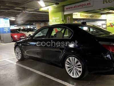 Usado BMW 530 231 CV (169 kW) 2007 Negro Berlina