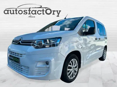 Usado Citroën e-Berlingo Feel 130 CV (95 kW) 2021 Blanco Monovolumen