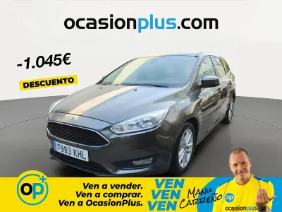 Usado Ford Focus Trend+ 125 CV (91 kW) 2018 Gris Familiar