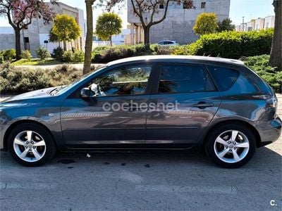 Usado Mazda 3 Active 110 CV (80 kW) 2005 Gris / plata Berlina