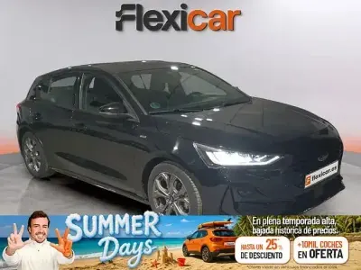 Usado Ford Focus ST-Line 125 CV (91 kW) 2023 Negro Berlina