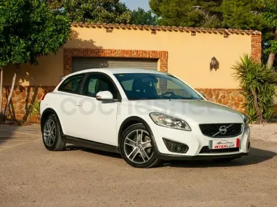 Usado Volvo C30 Drive Kinetic 114 CV (83 kW) 2010 Blanco Utilitario