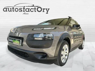 Usado Citroën C4 Feel 82 CV (60 kW) 2015 Marrón Berlina