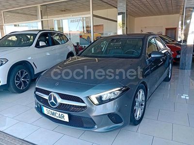 Gris / plata Usado 2019 Mercedes A180 Berlina | 19.999 € (Buen precio)