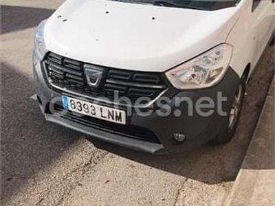 Usado Dacia Dokker Essentiel 95 CV (69 kW) 2020 Blanco Monovolumen
