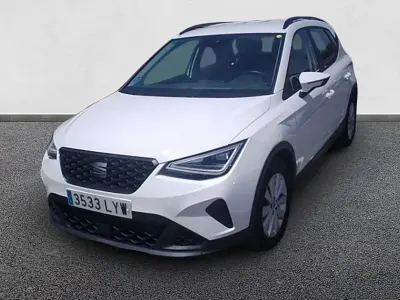 Usado Seat Arona Style Plus 110 CV (80 kW) 2022 SUV