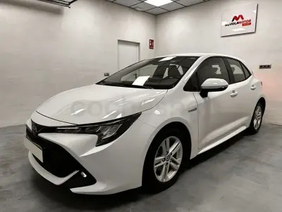 Usado Toyota Corolla Active 122 CV (89 kW) 2020 Blanco Berlina