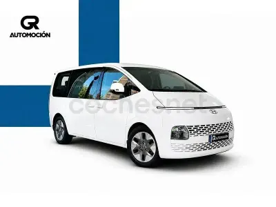 Usado Hyundai Staria 177 CV (130 kW) 2022 Blanco Monovolumen