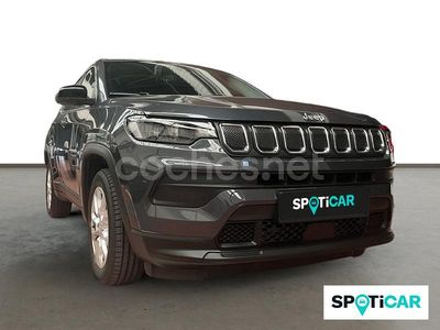 Usado Jeep Compass Longitude 130 CV (95 kW) 2022 Gris / plata SUV