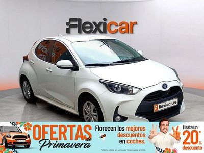 Usado Toyota Yaris Hybrid Business Edition 116 CV (85 kW) 2022 Azul