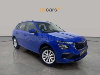 Usado Skoda Kamiq Essence 95 CV (69 kW) 2024 Azul SUV