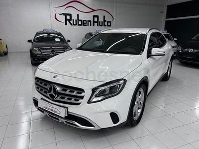 Usado Mercedes GLA200 136 CV (100 kW) 2018 Blanco SUV