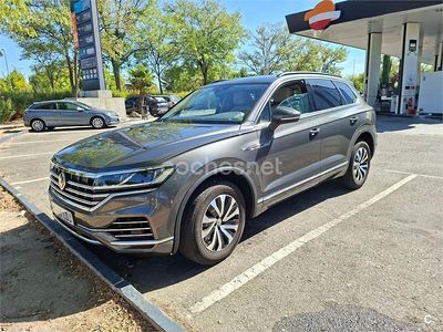 Gris / plata Usado 2020 VW Touareg SUV | 39.900 € (Precio justo)