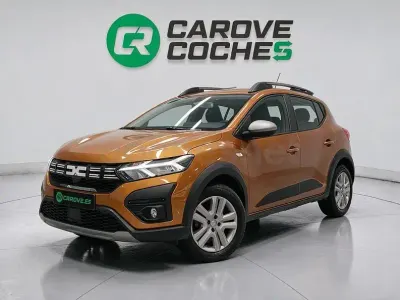 Usado Dacia Sandero Essentiel 91 CV (66 kW) 2023 Naranja Berlina