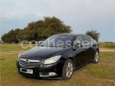 Usado Opel Insignia Edition 160 CV (117 kW) 2010 Negro Berlina