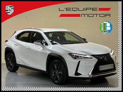 usado Lexus UX 250h Business City 135 kW (184 CV)