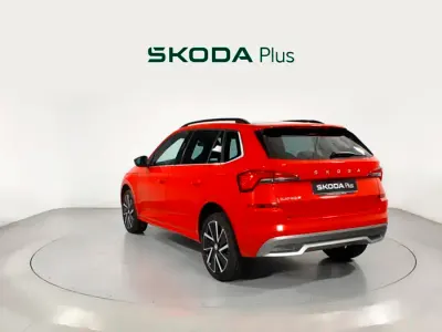 Usado Skoda Kamiq Sport 150 CV (110 kW) 2021 Rojo SUV