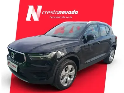Usado Volvo XC40 Momentum 129 CV (94 kW) 2021 Negro SUV