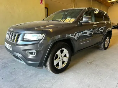 Usado Jeep Grand Cherokee Limited 250 CV (183 kW) 2014 Gris / plata SUV