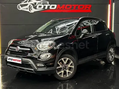 Usado Fiat 500X Cross 140 CV (102 kW) 2015 Negro SUV